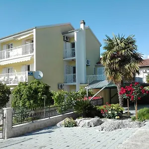 apartments-gojka-miocevic.hotelinzadar.com/